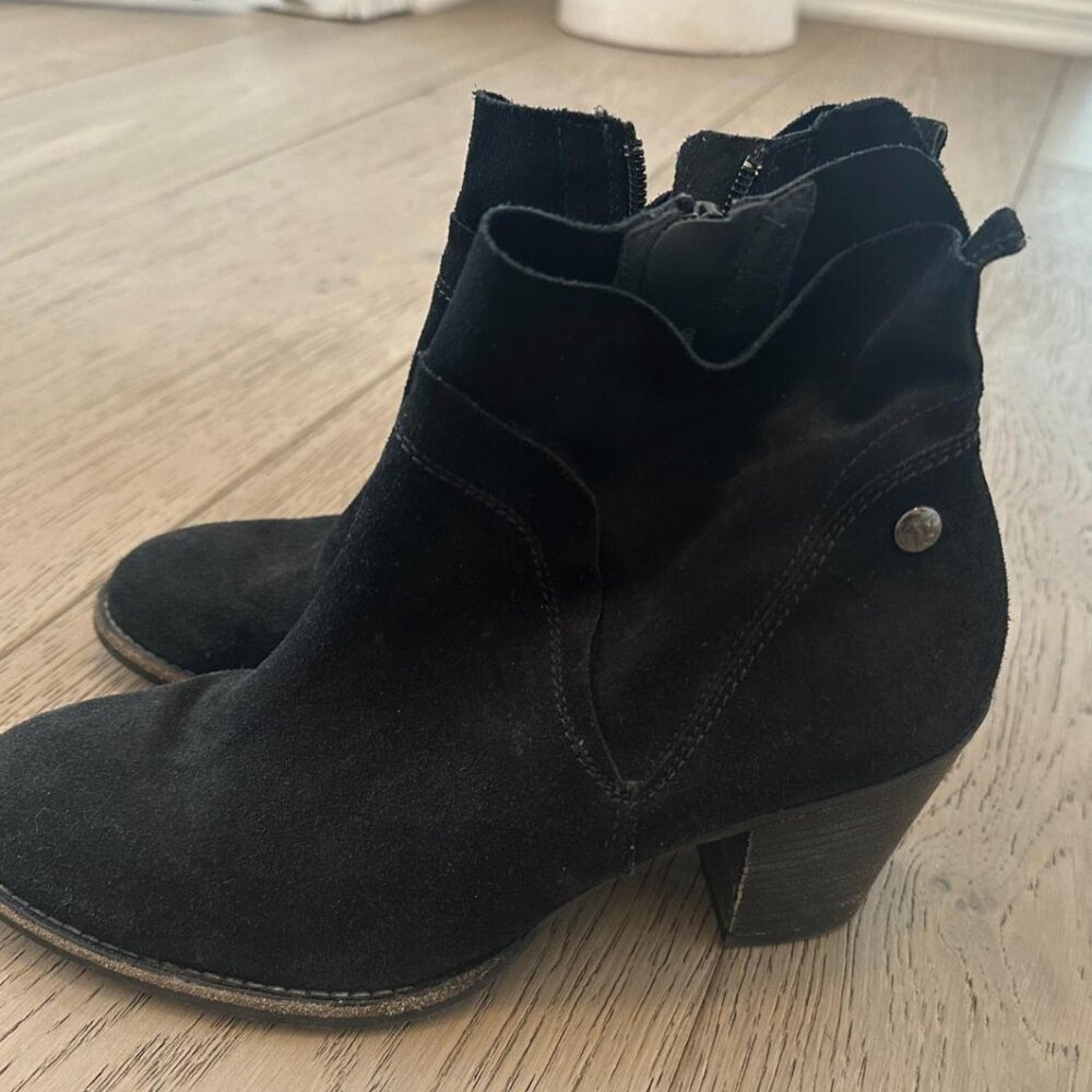 Paul Green Nora Water Resistant Black Suede Boot size 7.5